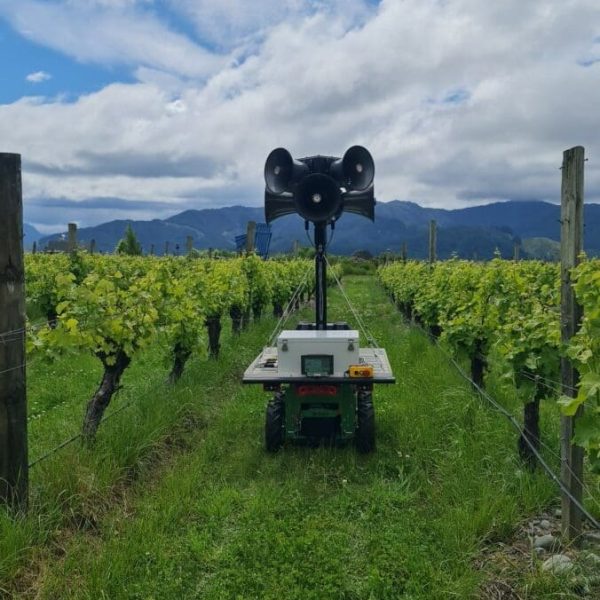 SELF-CONTAINED MOBILE SYSTEM